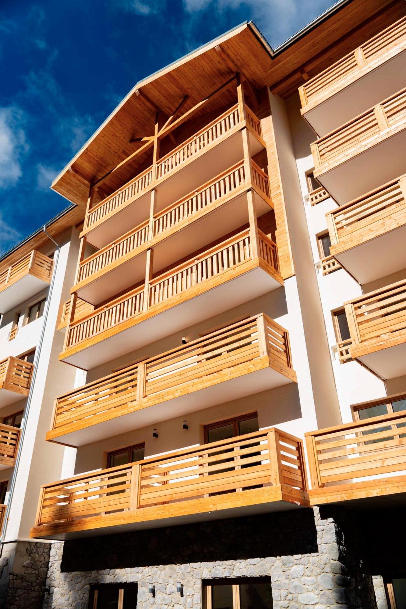 Residence Arya - Living Stone Vars  Extérieur photo