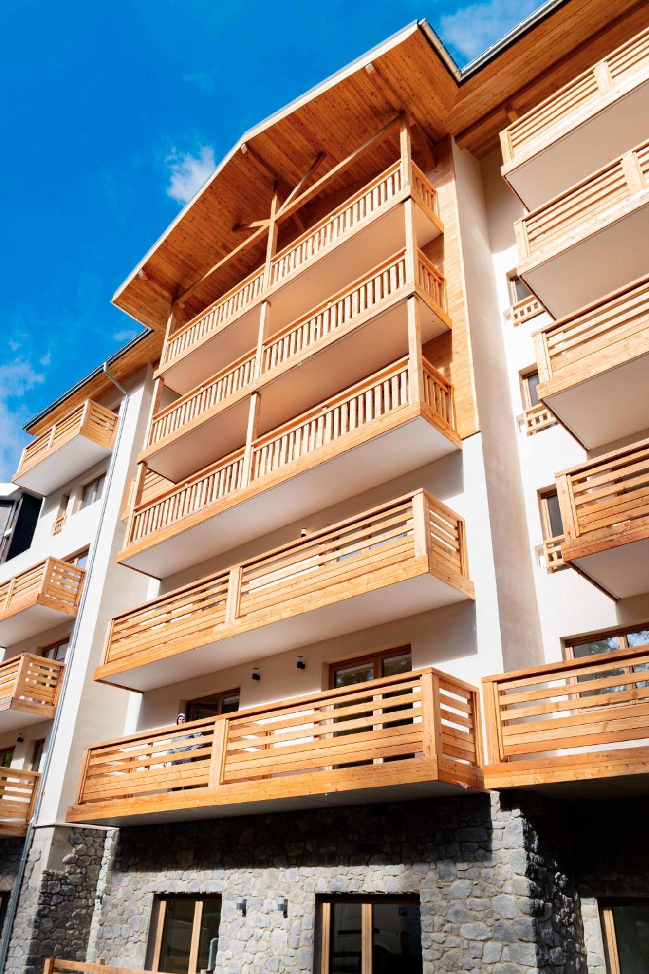 Residence Arya - Living Stone Vars  Extérieur photo