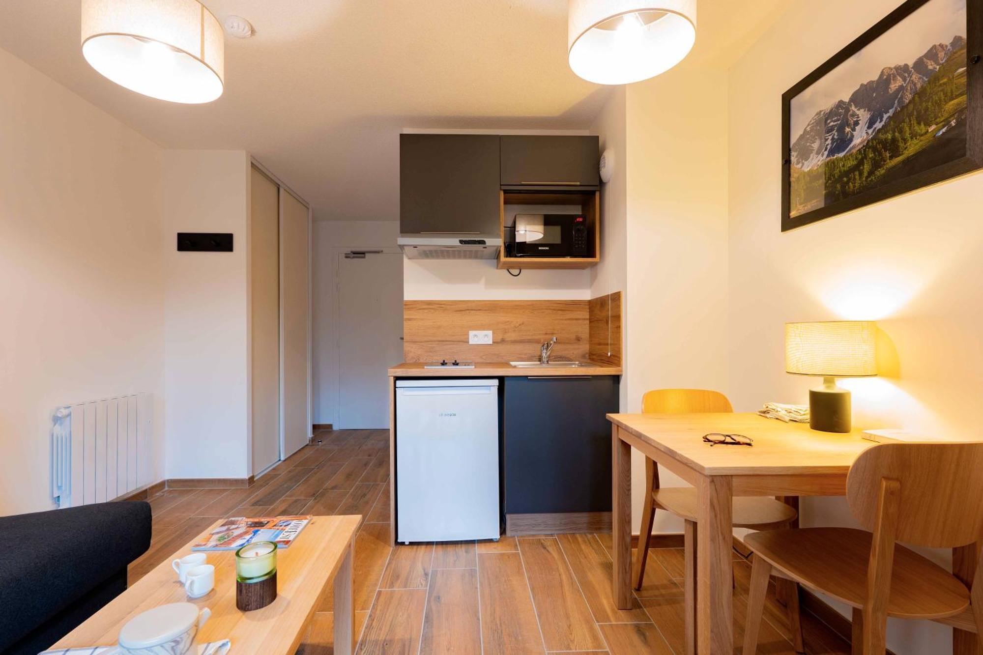 Residence Arya - Living Stone Vars  Extérieur photo